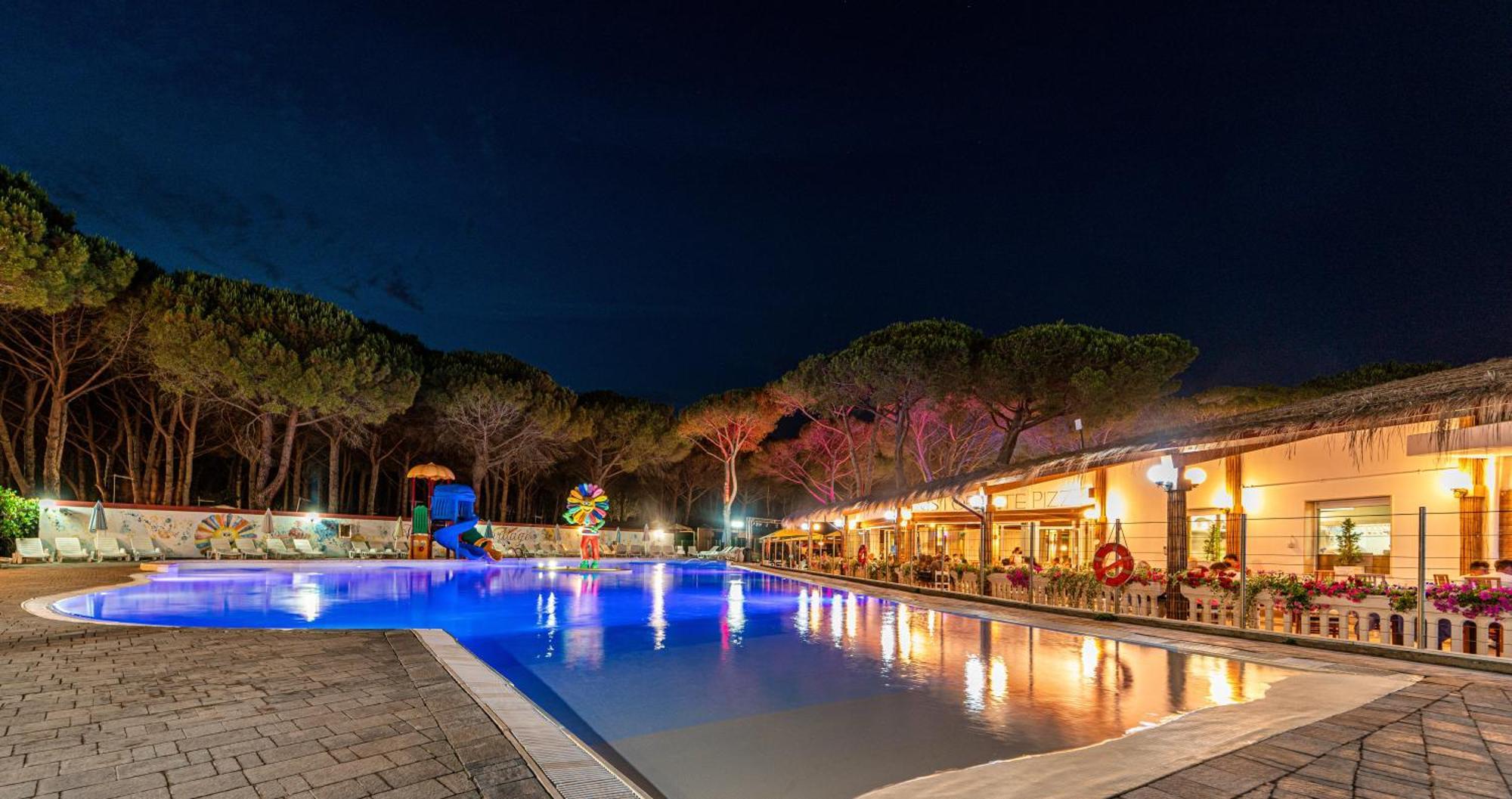 Arcobaleno Village H Marina Di Bibbona Ngoại thất bức ảnh